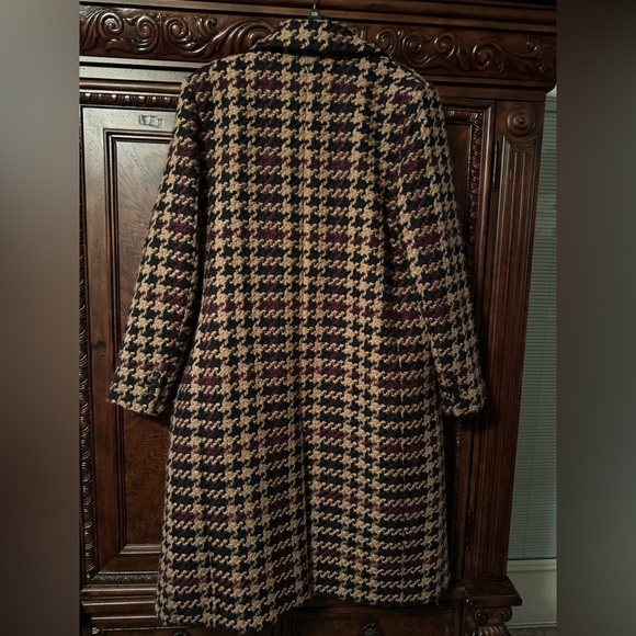 Ann Taylor Plaid Double Breasted Coat - Black, Maroon & Brown - Picture 7 of 10